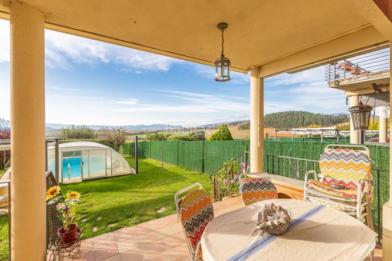 Foto d3e0fd9a-4b88-4b33-8eba-0dcea7553226. Maison avec chauffage parking piscine dans Larragueta Berrioplano