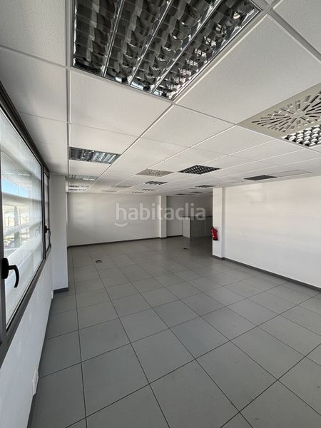 Foto b139831a-f76d-4c8a-80c8-d2741d4fa07c. Oficina a mutilva - poligono industrial mutilva baja 3 a Aranguren