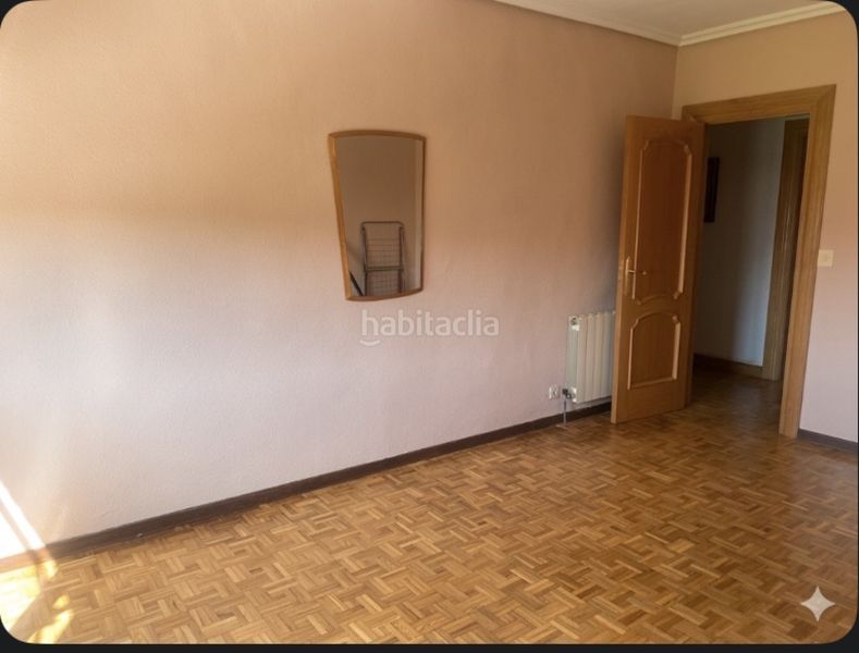 Foto 9410f746-4d0e-4a03-abb0-ecb9d77750a8. Pis a Sartaguda - la diputacion 8 a Sartaguda