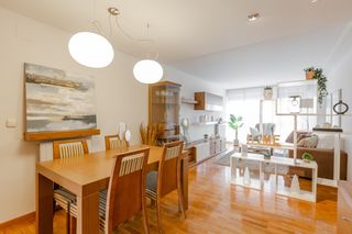 Appartamento  Artica - leonor de aquitania 24. Encantador piso en nuevo artica