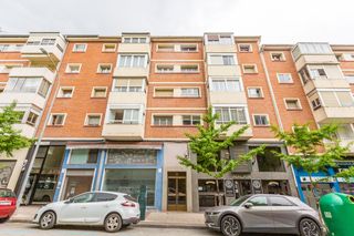 Pis en Pamplona - calle tajonar. Inmobiliaria cidenar vende piso en la calle tajonar junto a los