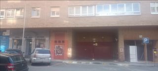 Lloguer Aparcament cotxe a Pamplona - calle acella 5. Se alquila plaza de garaje en pamplona, junto a la clinica unive