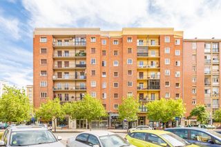 Appartement à Pamplona - monasterio de la oliva 19. Piso 3 habitaciones para entrar a vivir en san juan