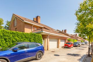 Casa aparellada  Olaz - agrupacion olaz. Venta de dos viviendas en olaz para reformar