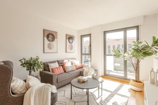 Piso  Pamplona-iruña - calle ventura rodriguez 122. Piso a estrenar con excelente distribución y mucha luz natural