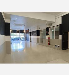 Local Comercial a Pamplona-Iruña - CALLE SADAR  4
