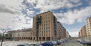 Pis  Nuevo artica - leonor de aquitania 18. Se vende piso en nuevo artica de 3 habitaciones y 2 baños con tr