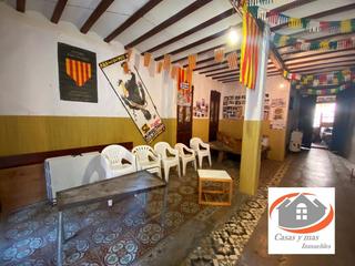 Casa in El Pilar. Casa en venta en vila-real/villarreal, con 190 m2 y 3 habitacion