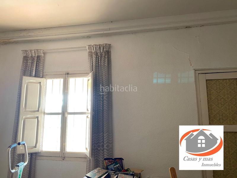 Foto 0dcb7ffc-b44b-46cc-9a7a-01702a2c41ab. Casa  para restaurar en pleno centro en Borriol