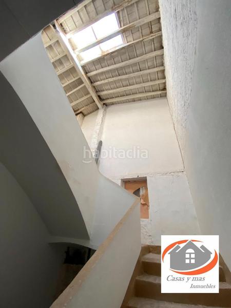 Foto 2e4e6a24-2e09-4805-826e-fec9f4d02f38. Casa  para restaurar en pleno centro en Borriol