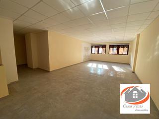 Location Local commercial  N/a. Local comercial en alquiler en vila-real/villarreal y con 115 m2