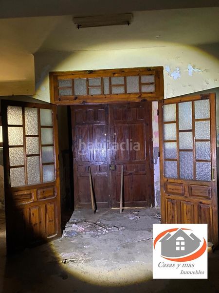 Foto 844bffc4-b06b-42a4-a27a-4dd0e6c118ec. Edifici a Eslida
