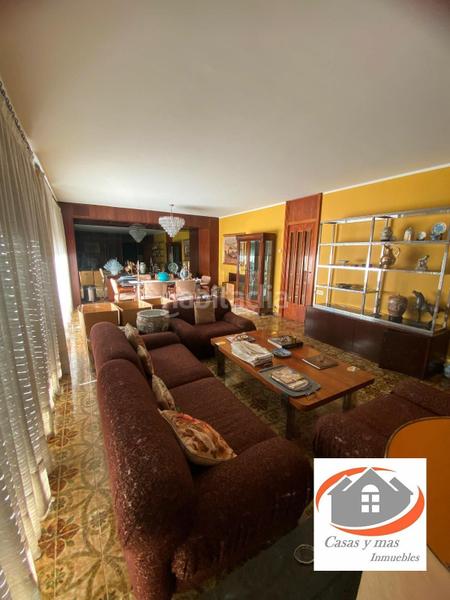 Foto d981a1d6-a414-438b-a58c-90f61f8c5317. Piso distinguida vivienda en plaza mayor en Centro Villarreal / Vila - real