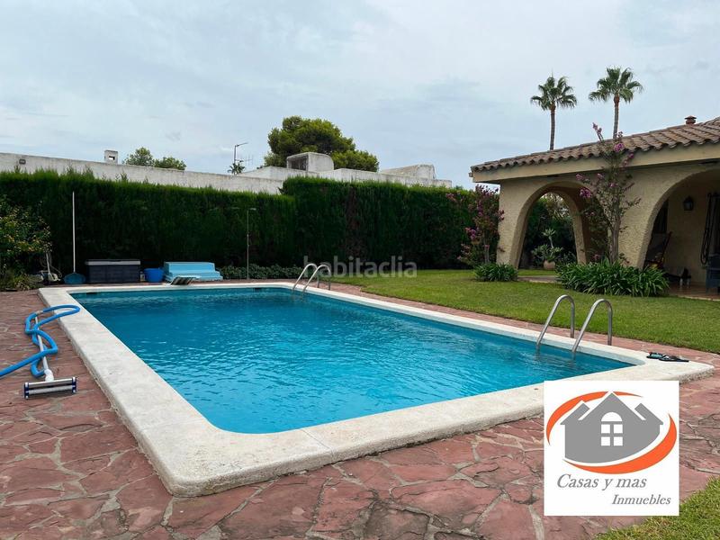 Foto 897c403c-3da1-4fb9-bc60-77b14e510109. Chalet mit heizung parking pool in El Grao Castellón de la Plana