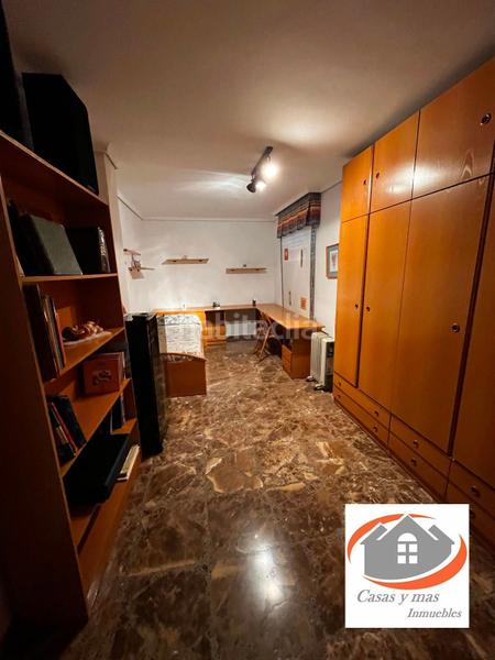 Foto 8eaeb4be-4e04-42b9-9d72-c13a91cfe019. Casa amb aparcament a Avenida Alemania-Italia Villarreal / Vila - real