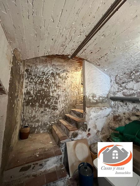 Foto 35ff7dff-c7de-4296-ae07-b992d7f6d9e6. Casa amb calefacció aparcament a Eslida