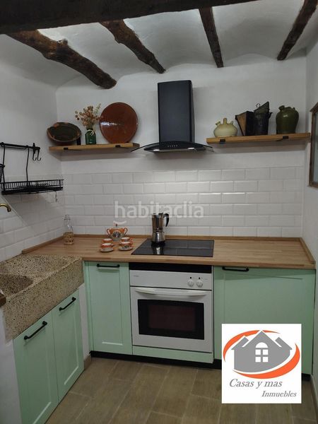 Foto d27329be-1a01-4dcb-8d22-e1f4240a1730. Casa  reformada en Eslida