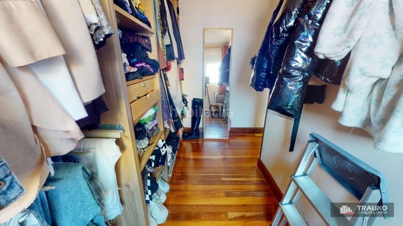 Foto 1a684c99-cd48-46c5-8a34-18b0d0bbf40c. Piso en Txurdinaga Bilbao