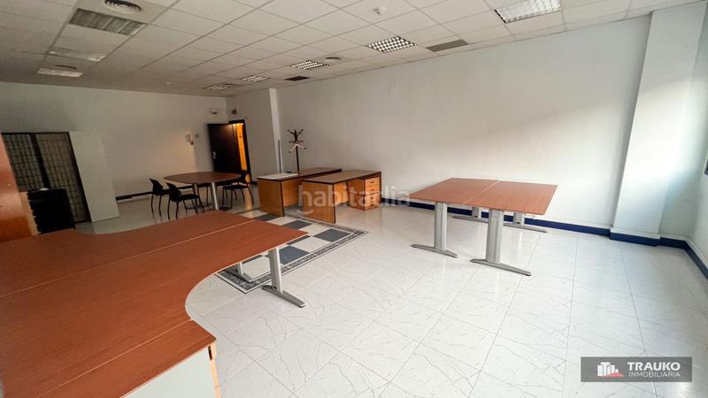 Foto 04f8e0eb-73bd-4411-8616-bffd90b9b99d. Office space with heating in Bolueta Bilbao