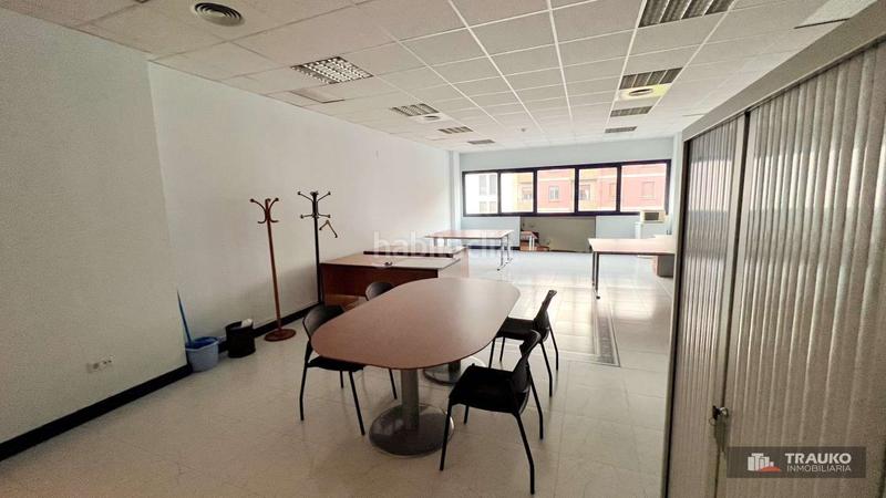 Foto e61d2f98-adb5-4935-80a9-303f4e83216c. Office space with heating in Bolueta Bilbao