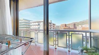 Pis  Begoñalde etxetaldea. Begoña, piso completo 3hbs, terraza, vistas y parking