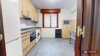Pis  Trauko kalea. Trauko, piso amplio, 3hbs, terraza, orientación sur