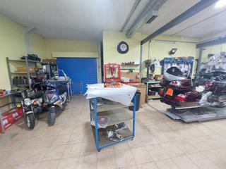 Nau industrial a Samano