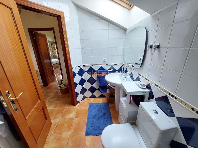 Foto 3d887539-0107-4ca4-9035-4b5dcbf841ec. Casa amb calefacció a Otañes-Talledo Castro - Urdiales