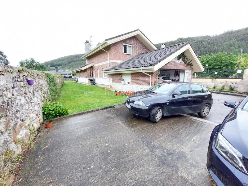 Foto f90290b5-f053-41b8-9693-d62587e4ecdf. Casa amb calefacció a Otañes-Talledo Castro - Urdiales
