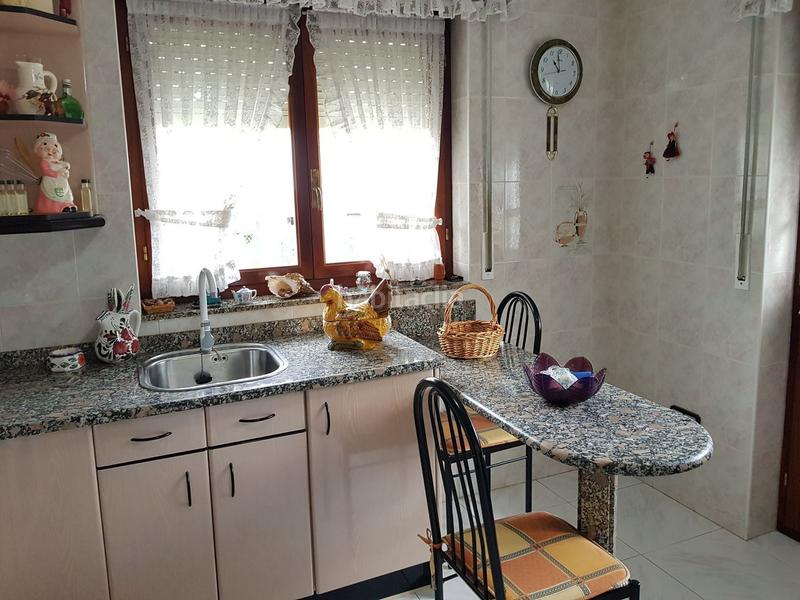 Foto e872db71-353e-4a76-a9dc-d05b4205a3ed. Casa amb calefacció a Mioño-Santullán Castro - Urdiales