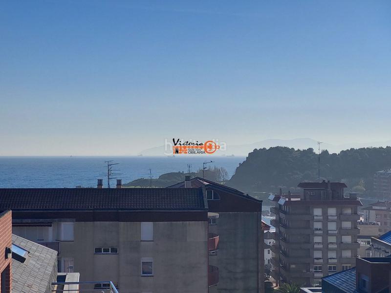 Foto 8d02a6bb-bfcd-4094-acbb-0e6361b9174a. Penthouse with heating pool in Brazomar Castro - Urdiales