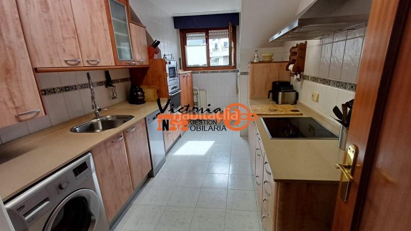 Foto 3b1051c4-78ed-460b-aeab-f132cece3c8d. Ático atico con vistas en Playa Ostende Castro - Urdiales