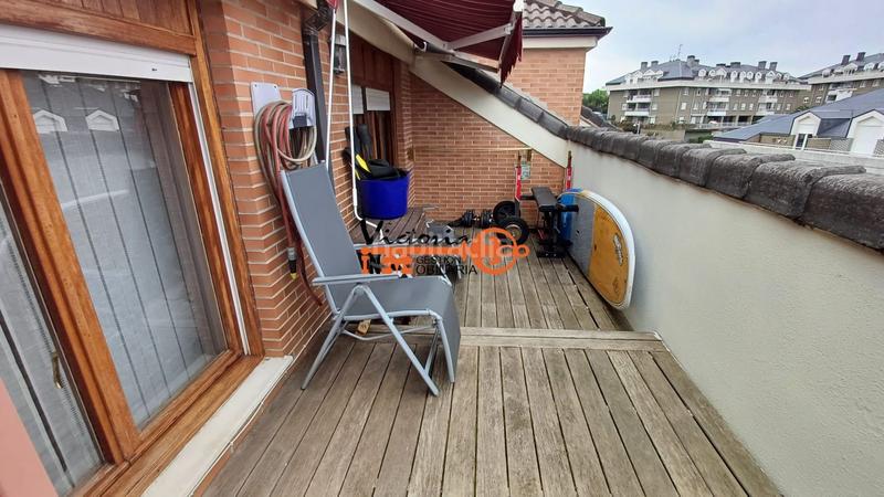 Foto 93ce0902-cccc-4c42-89cb-e818f0141497. Ático atico con vistas en Playa Ostende Castro - Urdiales