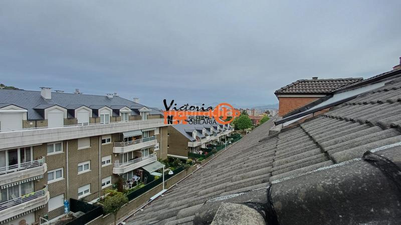 Foto dd938f46-d936-4792-b343-9c31d3c0313a. Ático atico con vistas en Playa Ostende Castro - Urdiales
