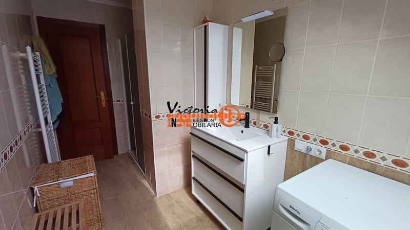 Foto e76269cf-2562-43c2-9f15-ae1a28169b2b. Ático atico con vistas en Playa Ostende Castro - Urdiales