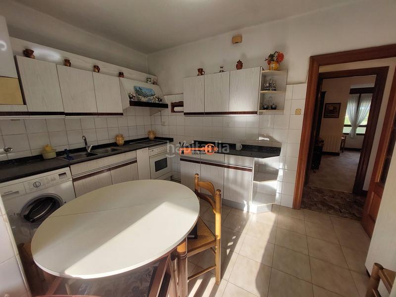 Foto f55c1303-19e4-4d4c-beea-95f5443e5833. Appartamento con riscaldamento in Mioño-Santullán Castro - Urdiales