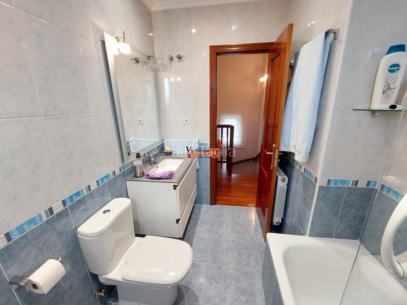 Foto afb07330-c3f1-49cb-8e3d-9fddb15345cb. Casa chalet individual en Oriñón- Allendelagua Castro - Urdiales