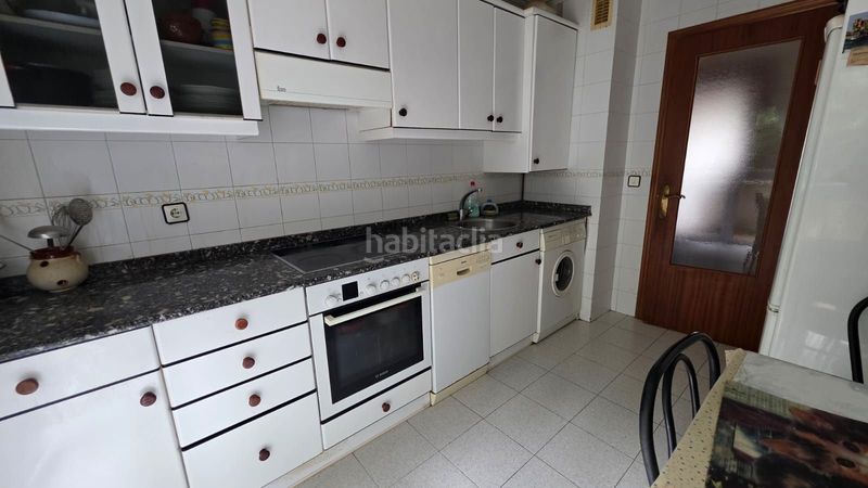 Foto e72bb111-3f04-450a-8fff-fa6bae4abf93. Piso en Centro Castro - Urdiales