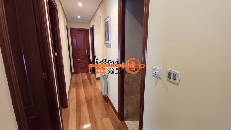 Foto f2843f15-7781-469d-b972-39354ea78ae3. Apartament amb calefacció a Centro Castro - Urdiales