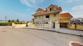 Casa aparellada a Calle las torcas 33. Tu refugio soñado chalet pareado en mogro