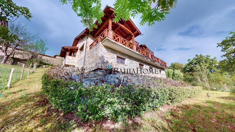 Foto 5ccdc1a0-7f3b-4448-bf78-0b9738ff9ecf. Casa en barrio poblado de sierra ibio 87 vive la calma en una casa con alma chalet independiente cantabria en Mazcuerras