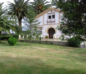 Xalet a Barrio pedreña-san roque 3. Chalet unifamiliar en pedreña  vistas espectaculares