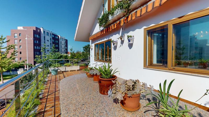 Foto a08cddec-2121-43c7-9b68-3fce79cda8a2. Chalet en calle de ernest lluch 36 chalet en ernest lluch, a 5 min del sardinero! en Santander