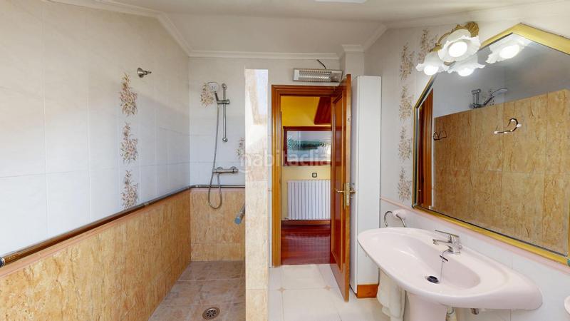 Foto d0973c16-00ba-45c0-bf65-933e58abb28b. Chalet en calle de ernest lluch 36 chalet en ernest lluch, a 5 min del sardinero! en Santander