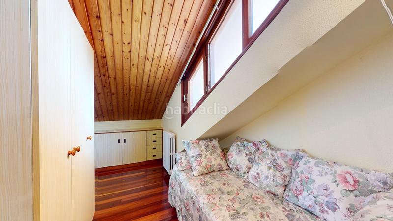 Foto ddb57c1f-cf89-4414-a064-3046b60b8111. Chalet en calle de ernest lluch 36 chalet en ernest lluch, a 5 min del sardinero! en Santander