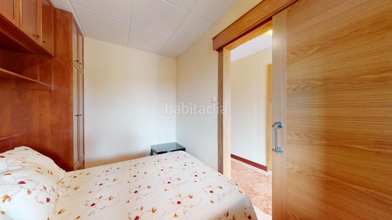 Foto b3d755e5-0370-459a-b6b4-f2a22b66fd6c. Casa adossada a calle calle de los carabineros a Miengo