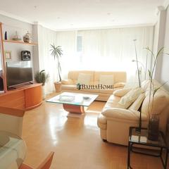 Pis a Calle pico artilleros 11. Piso en venta en madrid