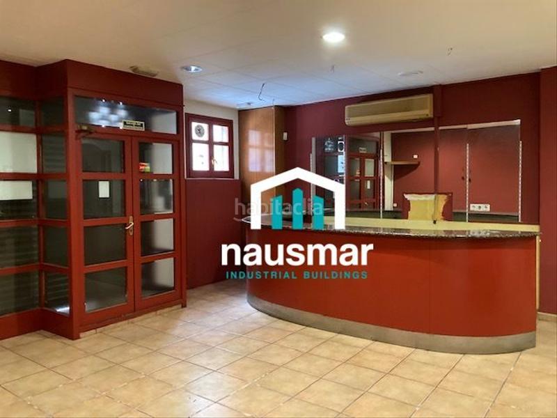 Foto 536145bf-8992-4b5d-a88d-152fcd4c2162. Geschäftsraum mit heizung in Pla d'en Boet Mataró