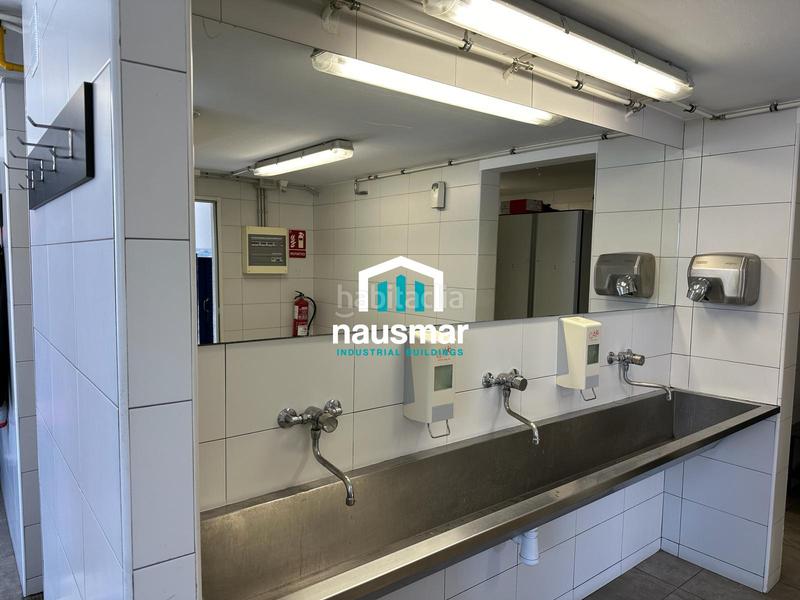 Foto 9aa48938-9ecb-46cd-829a-75386fe4db67. Nau industrial a Sant Fruitós de Bages