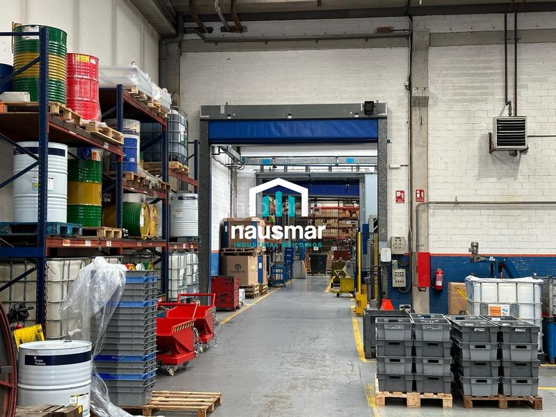 Foto 9f8379f9-ff15-4790-b098-6254fa32ecd4. Nau industrial a Sant Fruitós de Bages